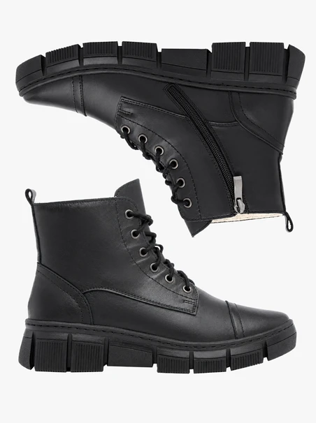 Black women’s ankle boots