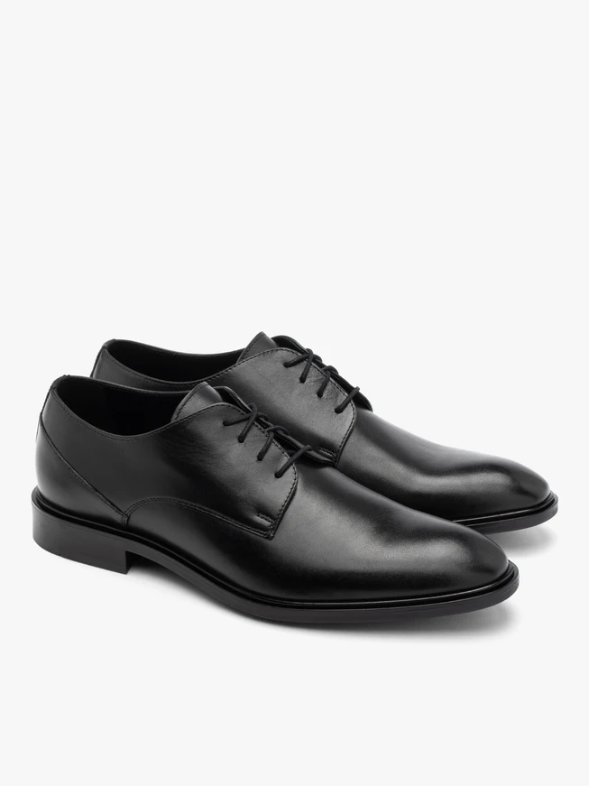 Black formal men’s shoes