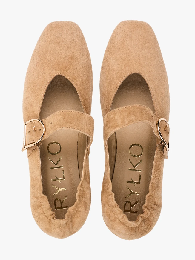 Beigefarbene Mary Jane Ballerinas