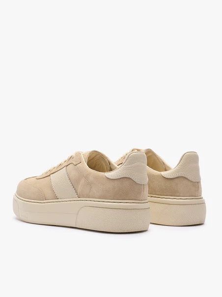 Beige sporty leather shoes