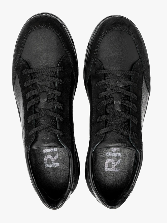 Herren-Sportschuhe aus Vollnarbenleder und Velours