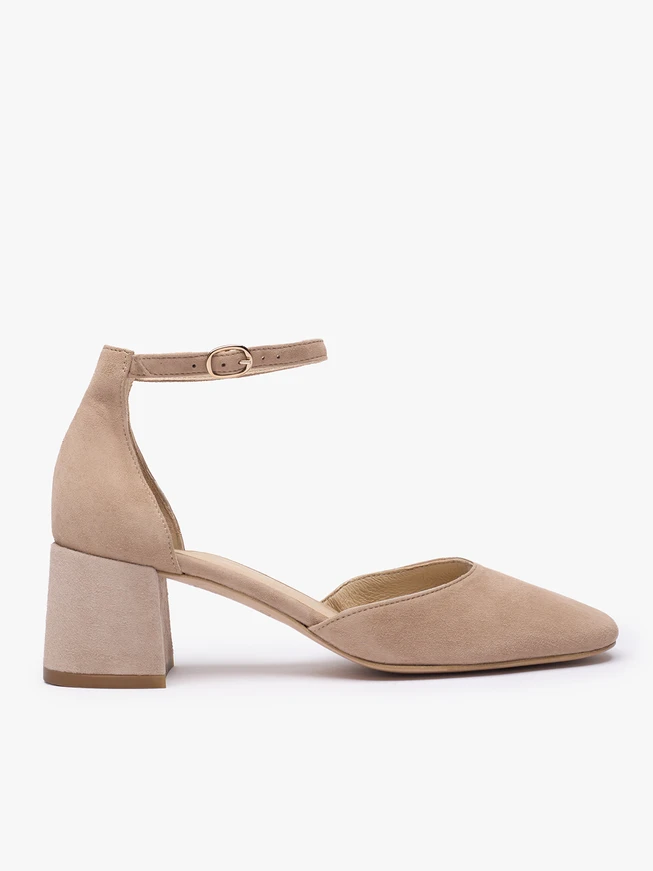 Beigefarbene Slingback-Pumps ohne Absatz