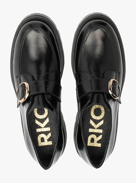 Black slip-on half shoes with buckle