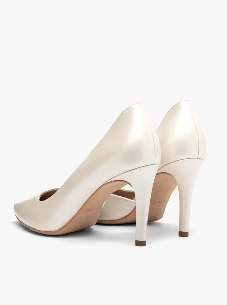 Pearl stiletto pumps