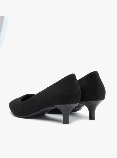 Black women’s pumps Ryłko – kitten heel
