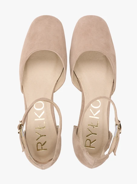 Beigefarbene Slingback-Pumps ohne Absatz