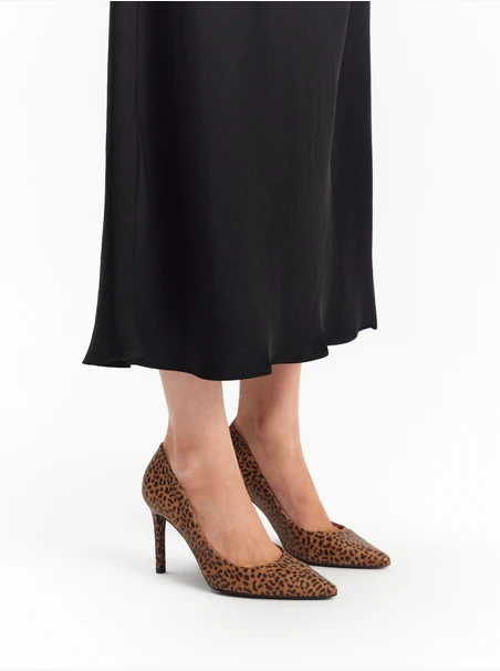 Pumps mit Leopardenmuster und hohem Stilettoabsatz