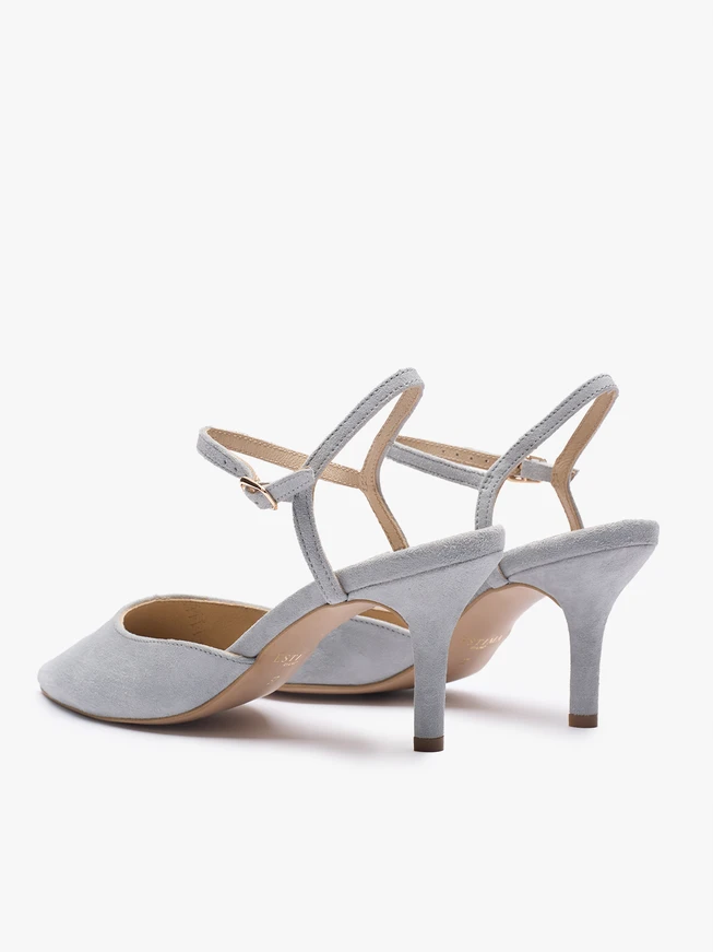 Hellblaue Pumps aus Veloursleder