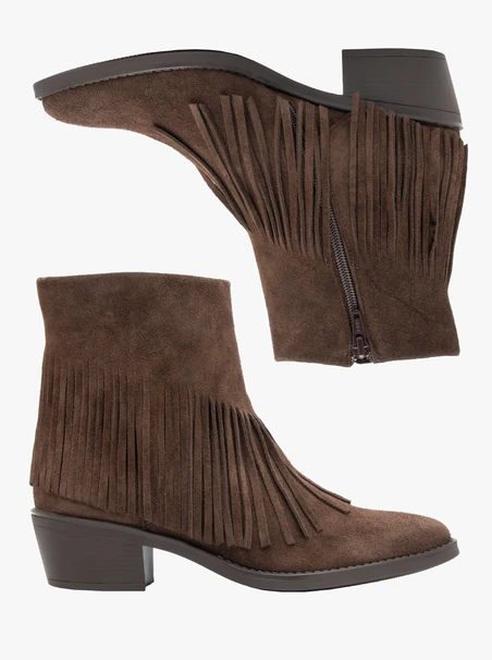 Braune Fransenstiefel