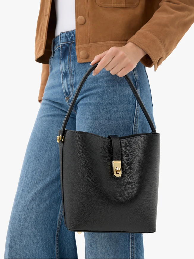 Schwarze elegante Handtasche aus Vollnarbenleder