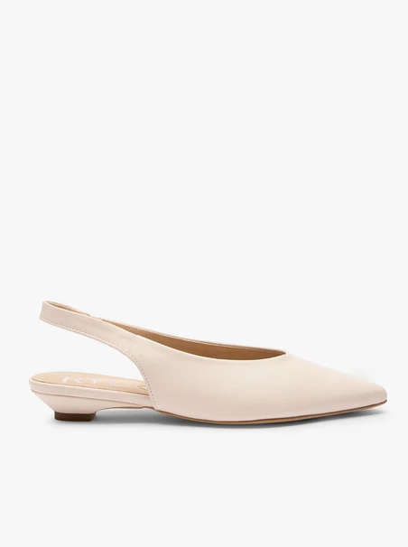 Kremowe czółenka slingback w szpic