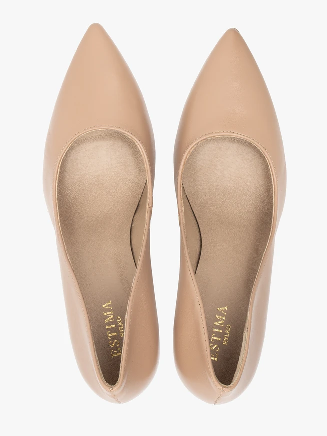 Beige grain leather pumps with stiletto heel