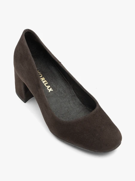 Dunkelbraune Pumps aus Veloursleder