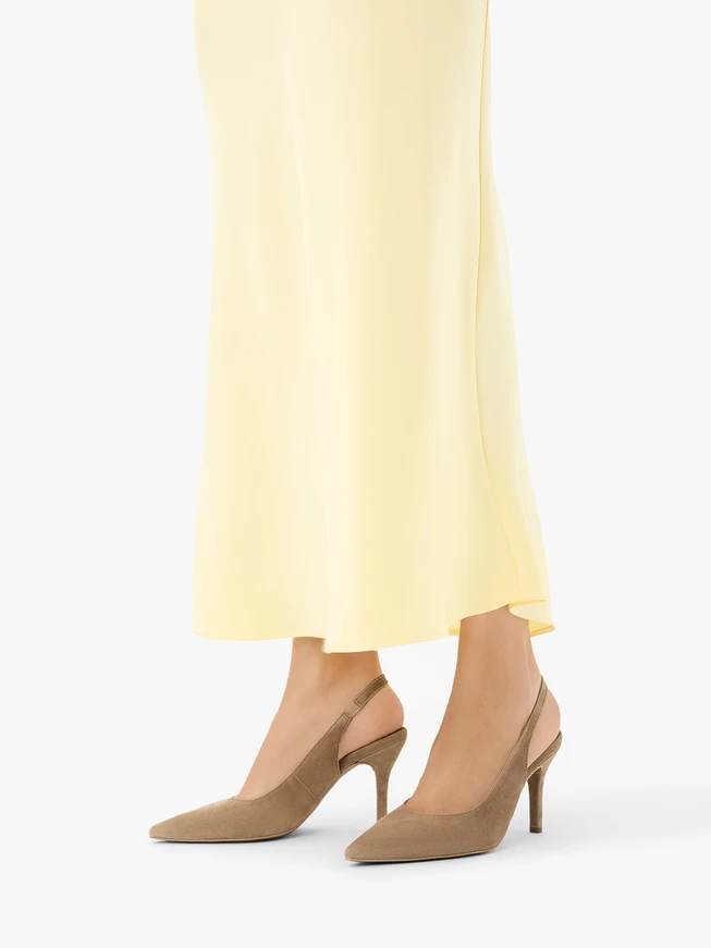 Jasnobrązowe czółenka bez pięty slingback