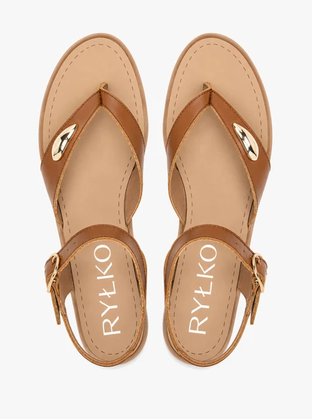 Braune Flip Flops mit Verzierung