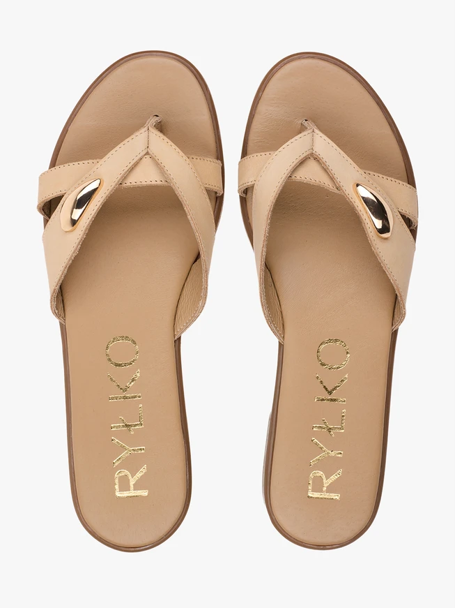 Beigefarbene Flip Flops mit Verzierung