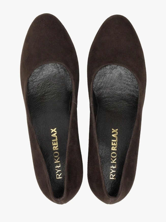 Dunkelbraune Pumps mit Absatz