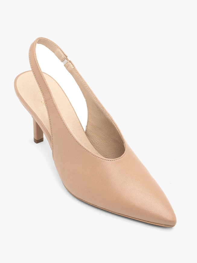 Beigefarbene Slipper-Pumps