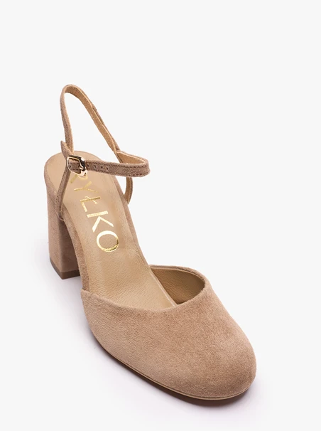 Hellbraune Stiletto-Pumps