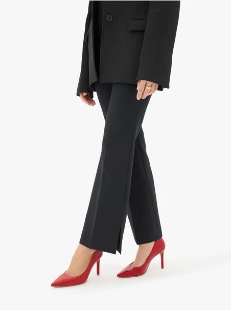 Rote Stiletto-Pumps