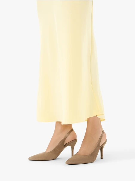 Jasnobrązowe czółenka bez pięty slingback