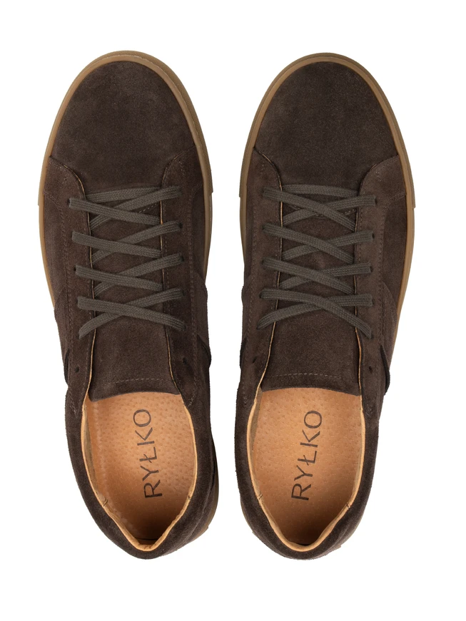 Dunkelbraune Sporthalbschuhe