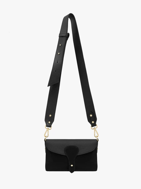 Black kidney bag