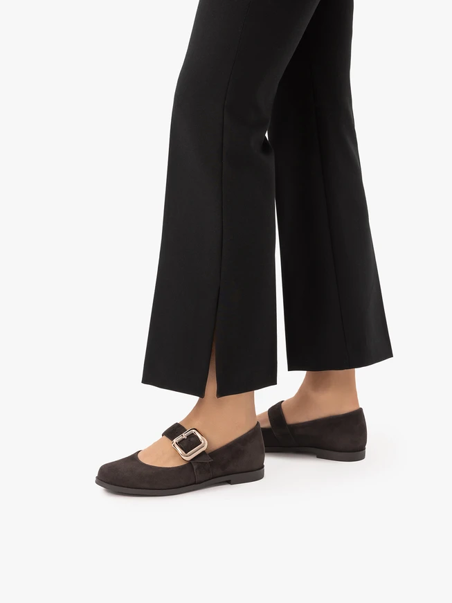 Dark brown Mary Jane ballerinas with strap