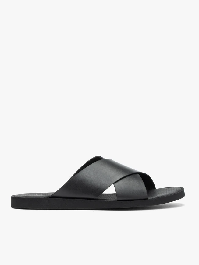 Flip-Flops aus schwarzem genarbtem Leder