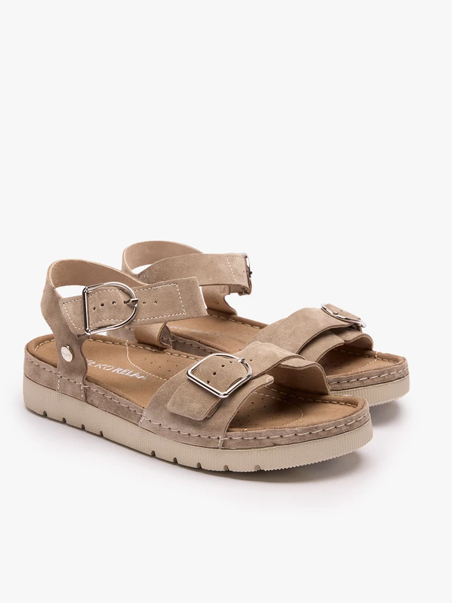 Dunkelbeige Sandalen auf einem dickeren Boden mit zwei Riemen