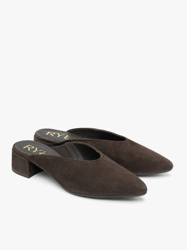 Dunkelbraune Slipper-Flip-Flops