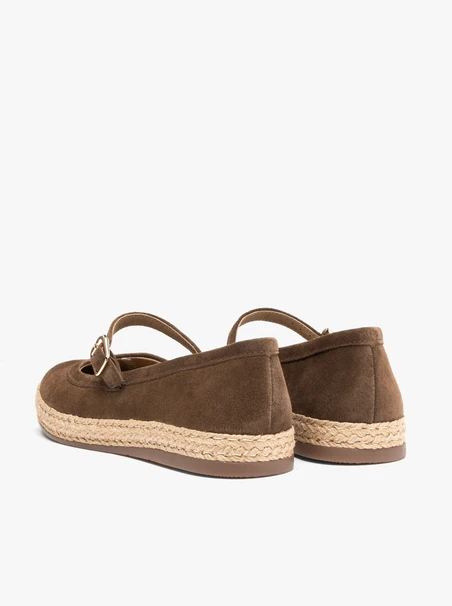 Braune Velours-Espadrilles mit Riemen
