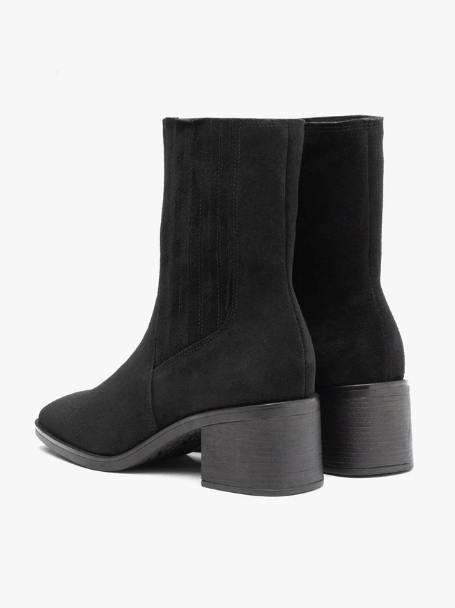 Black heeled ankle boots