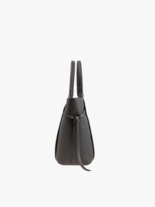 Braune mittelgroße Handtasche