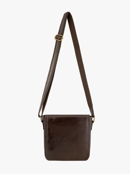 Braune Tasche aus Leder und Stoff