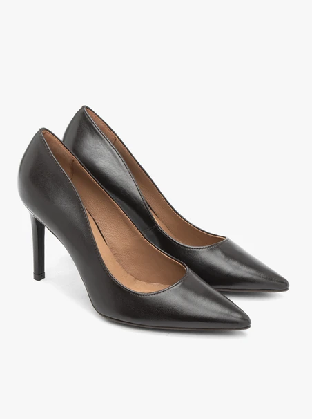 Dunkelbraune Pumps mit Absatz aus genarbtem Leder