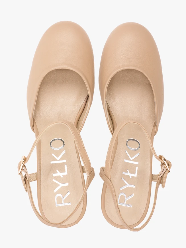 Beigefarbene Slingback-Pumps aus Leder ohne Absatz