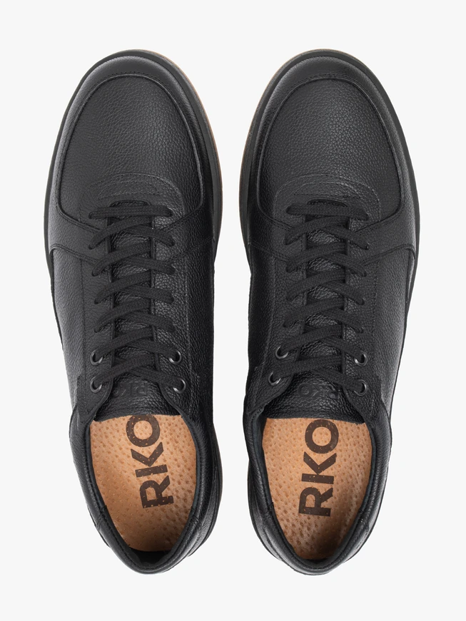 Black sports half shoes