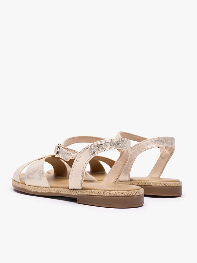 Flache Sandalen aus Platin