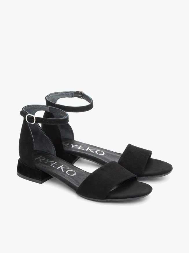 Schwarze Schnallen-Sandalen