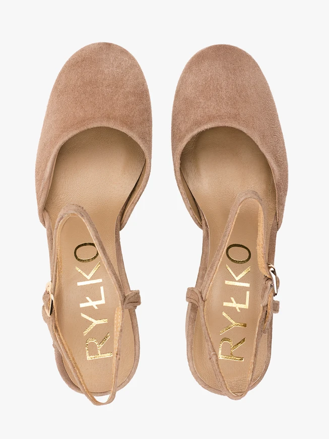 Hellbraune Stiletto-Pumps