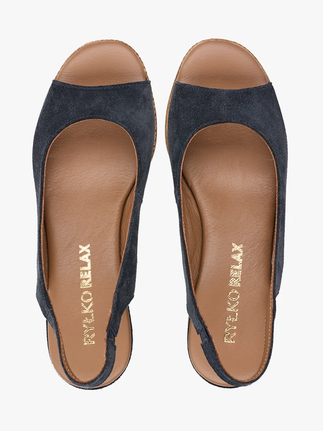 Marineblaue Plateausandalen