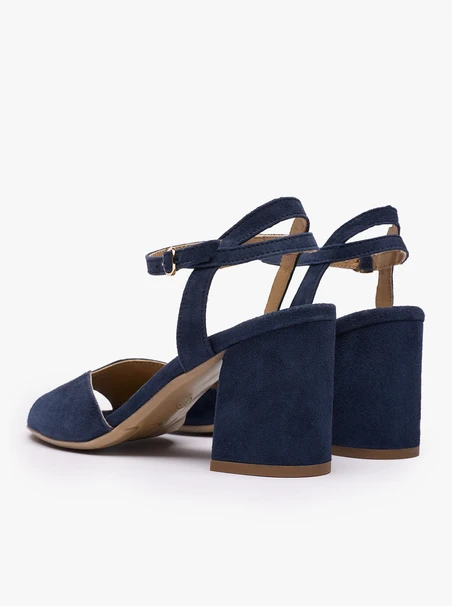 Marineblaue Stiletto-Sandalen