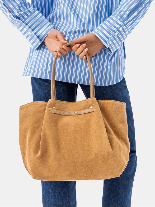 Große rote Shopper-Tasche