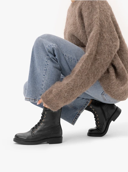 Black grain leather boots