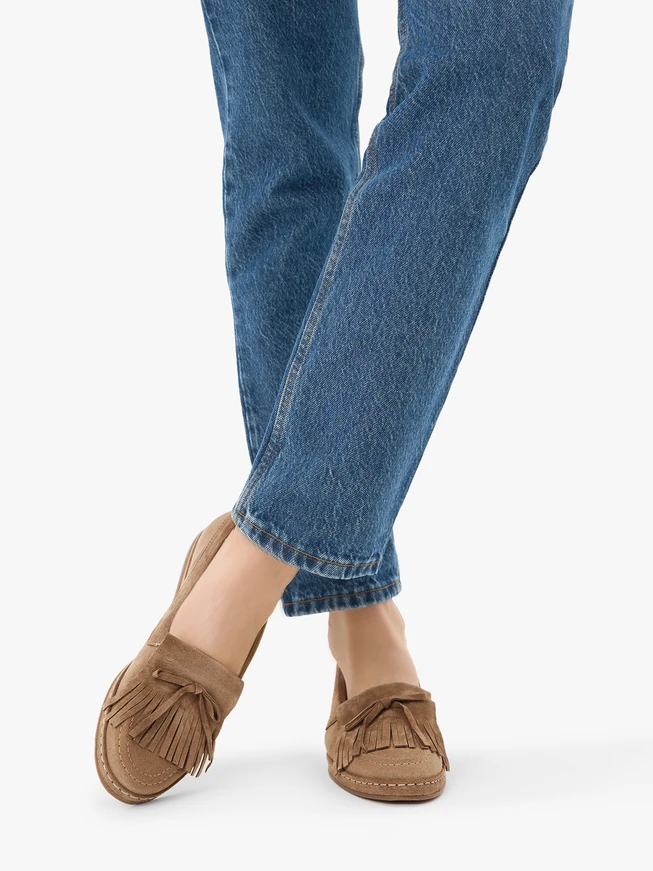 Dunkelbeige Ballerinas mit Fransen