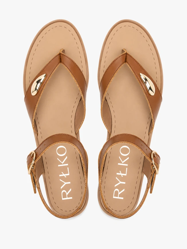 Braune Flip Flops mit Verzierung