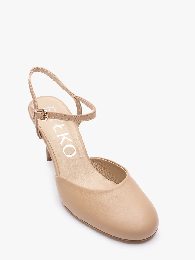 Beigefarbene Slingback-Pumps aus Leder ohne Absatz