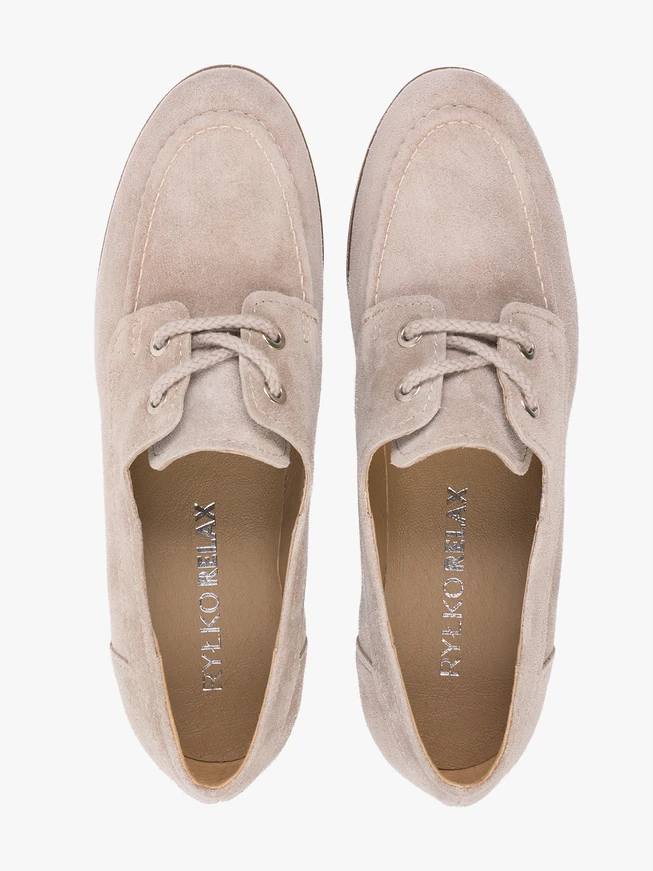 Sandfarbene Freizeithalbschuhe mit Schnürung