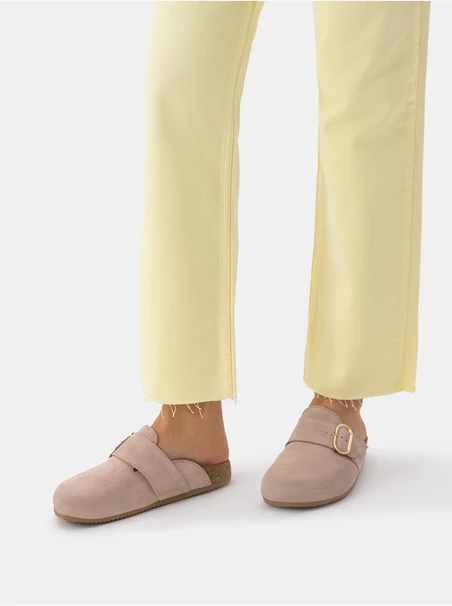 Beige suede mule shoes with buckle